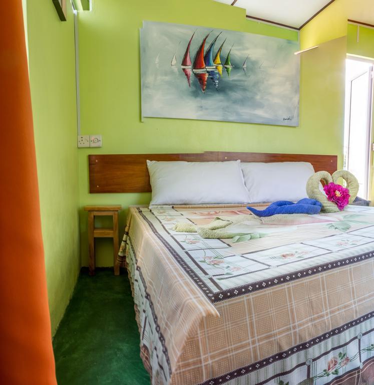 Merlin Guest House Nouvelle Decouverte Exterior photo