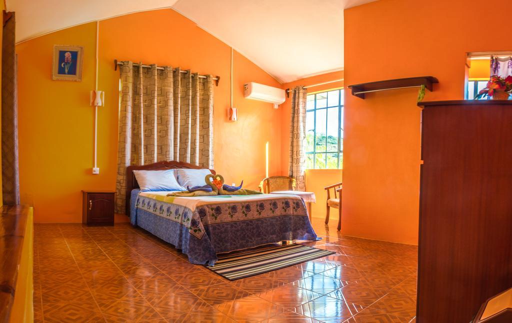 Merlin Guest House Nouvelle Decouverte Exterior photo